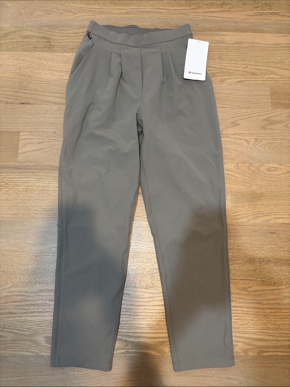 Lululemon Women’s Essential HR Trouser Size 4